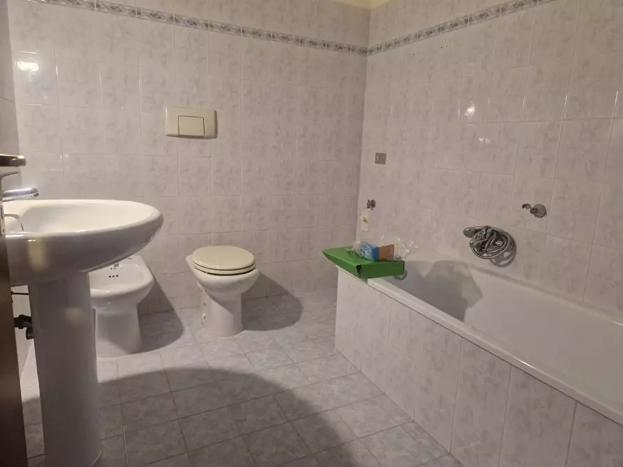 Immagine 10 di Appartamento in vendita  a Pisa