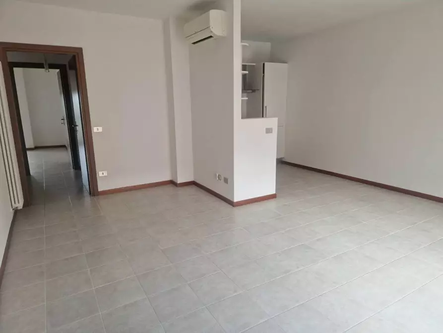 Immagine 2 di Appartamento in vendita  a Pisa