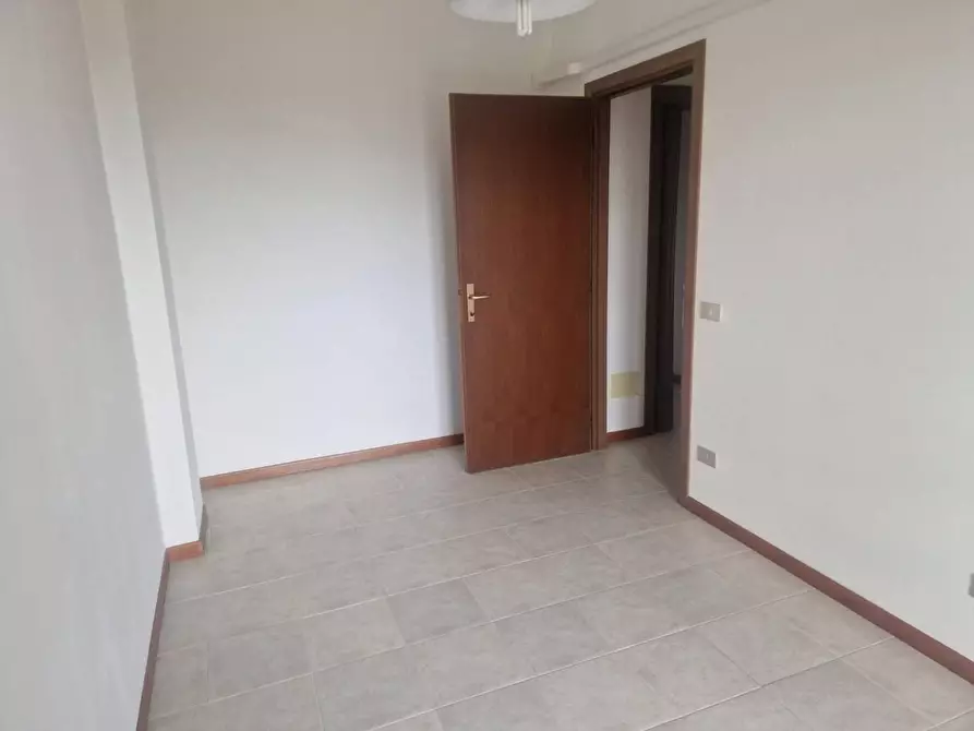 Immagine 5 di Appartamento in vendita  a Pisa