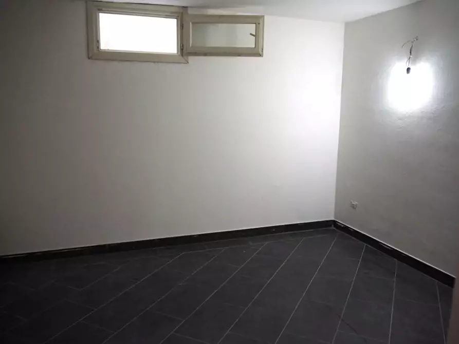 Immagine 29 di Villetta a schiera in vendita  a Capannori