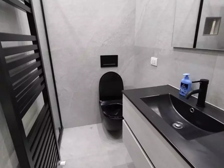 Immagine 16 di Villetta a schiera in vendita  a Capannori