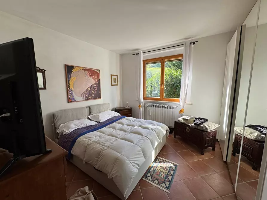 Immagine 4 di Appartamento in vendita  a Casole D'elsa