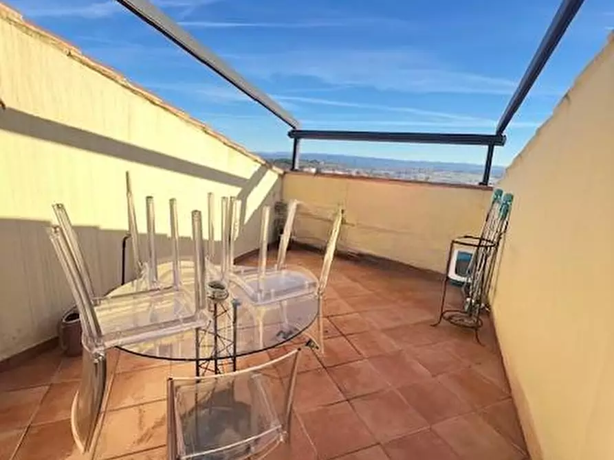 Immagine 8 di Appartamento in vendita  a Casole D'elsa