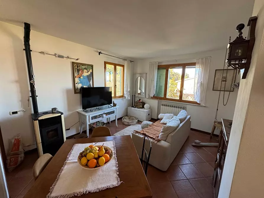 Immagine 1 di Appartamento in vendita  a Casole D'elsa