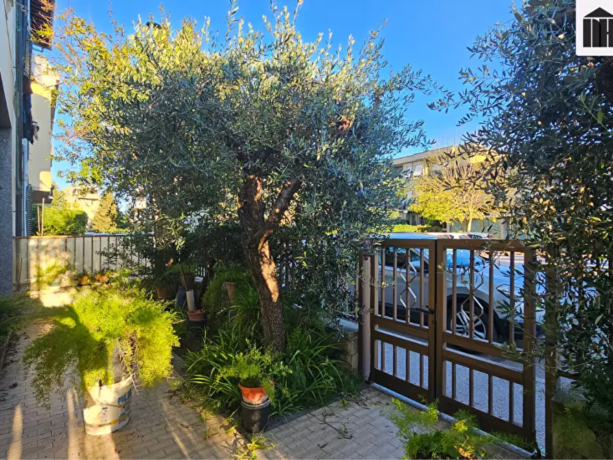 Immagine 4 di Appartamento in vendita  a Santa Croce Sull'arno