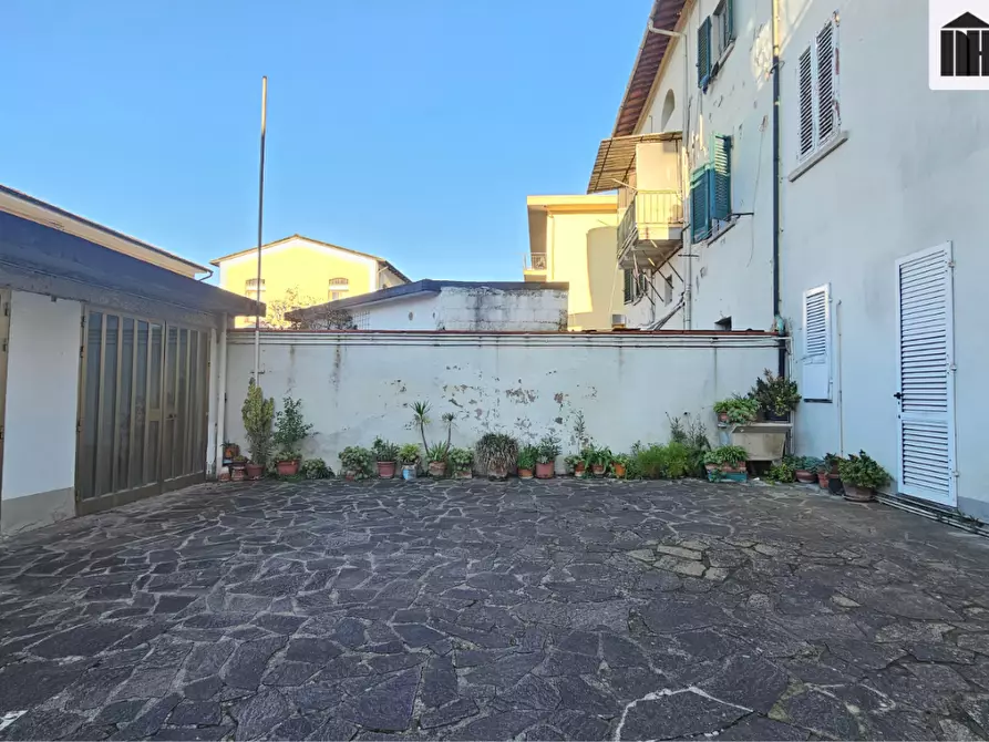 Immagine 28 di Appartamento in vendita  a Santa Croce Sull'arno