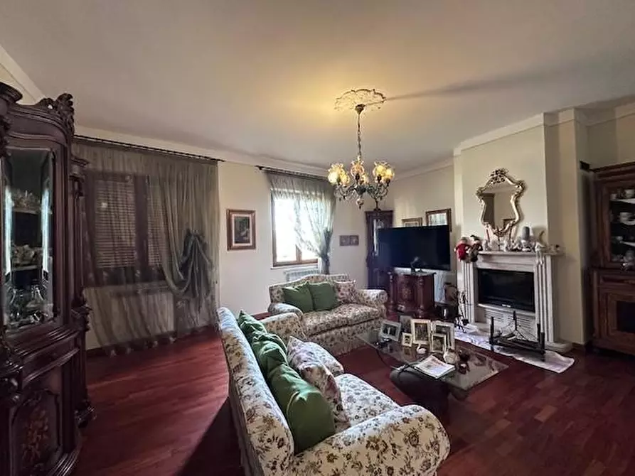 Immagine 8 di Terratetto in vendita  a Pisa