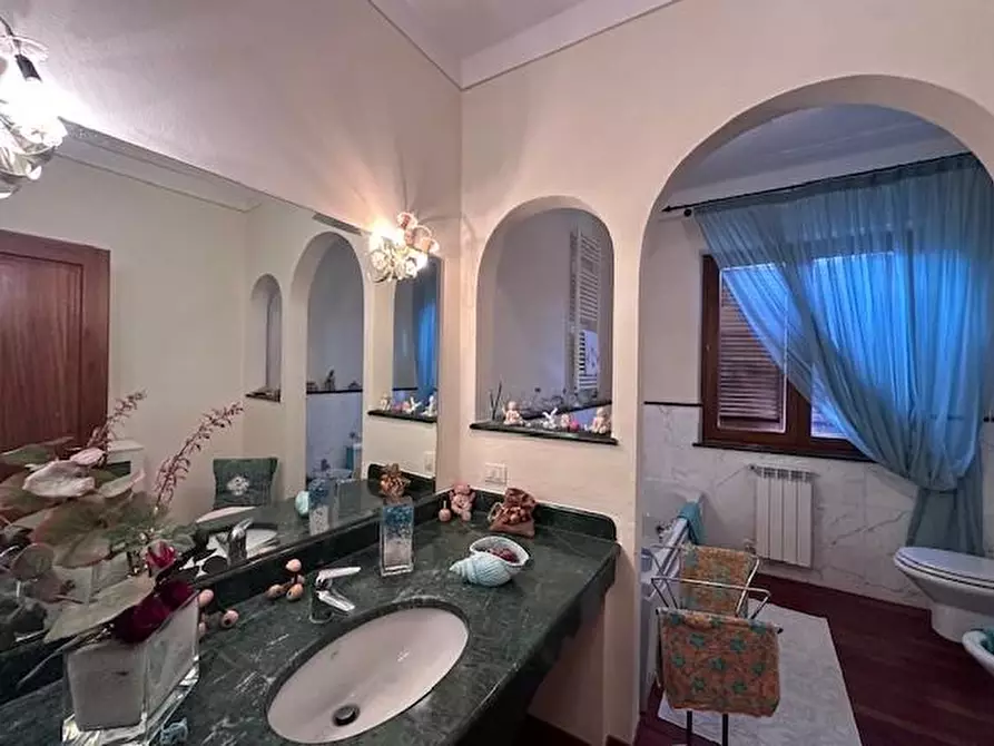 Immagine 25 di Terratetto in vendita  a Pisa