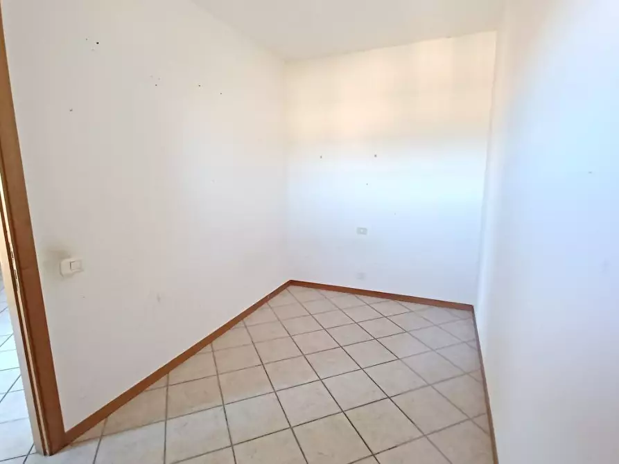 Immagine 23 di Appartamento in vendita  a Colle Di Val D'elsa