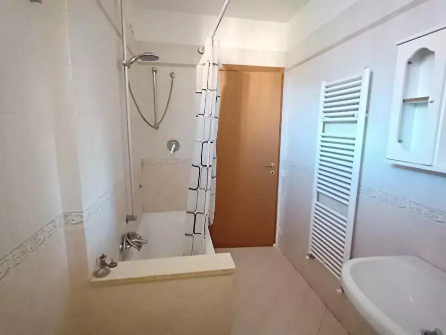 Immagine 16 di Appartamento in vendita  a Colle Di Val D'elsa