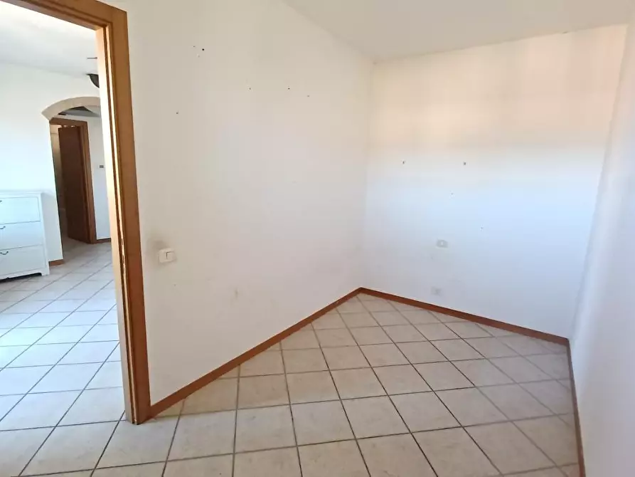 Immagine 21 di Appartamento in vendita  a Colle Di Val D'elsa