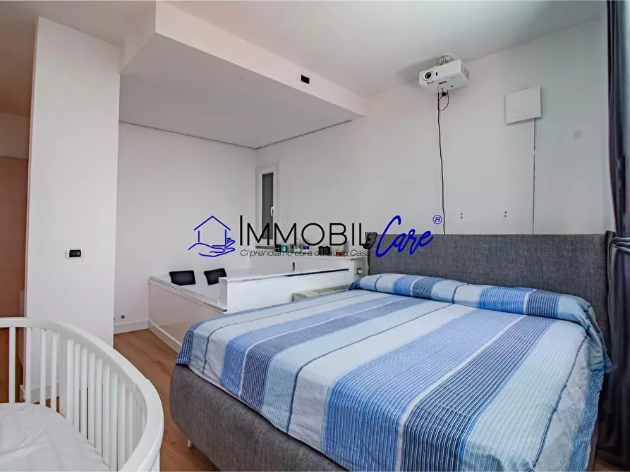 Immagine 27 di Casa indipendente in vendita  a Rosignano Marittimo