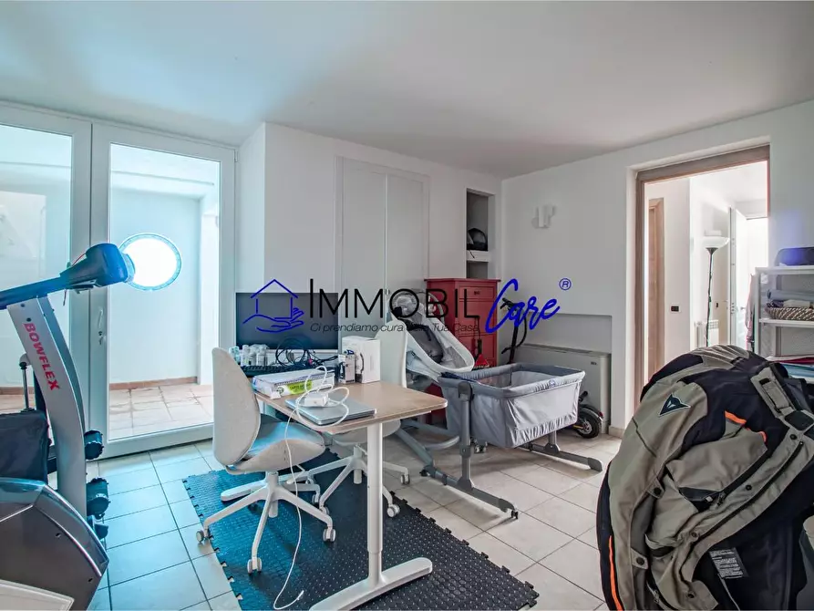 Immagine 37 di Casa indipendente in vendita  a Rosignano Marittimo