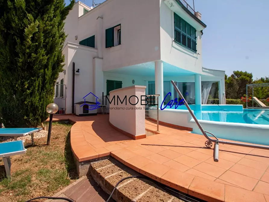 Immagine 5 di Casa indipendente in vendita  a Rosignano Marittimo