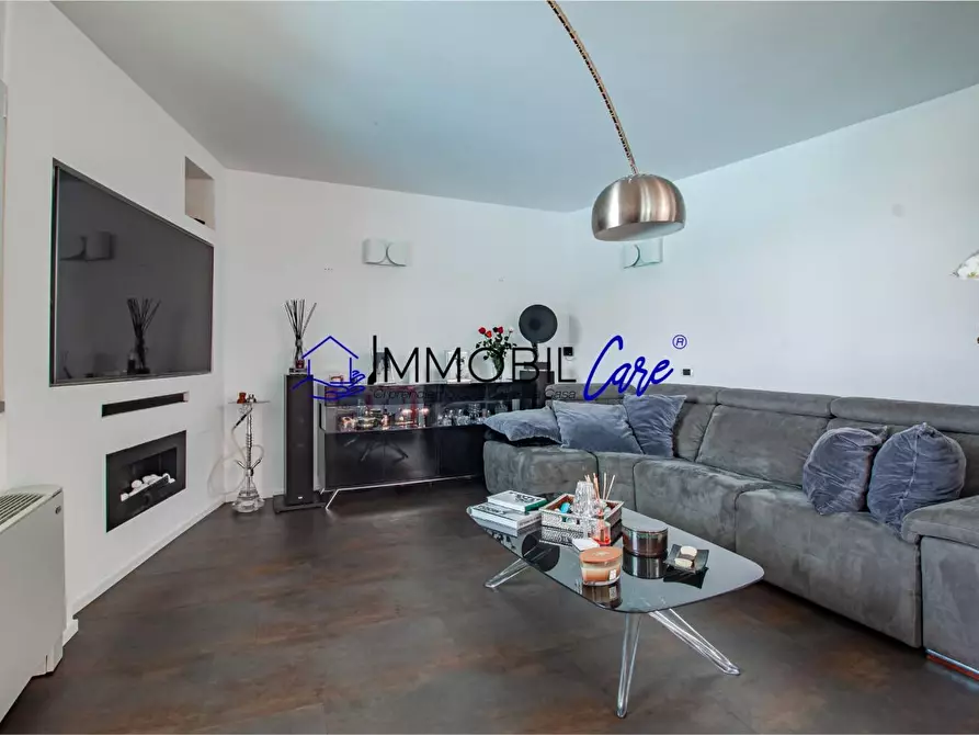 Immagine 19 di Casa indipendente in vendita  a Rosignano Marittimo