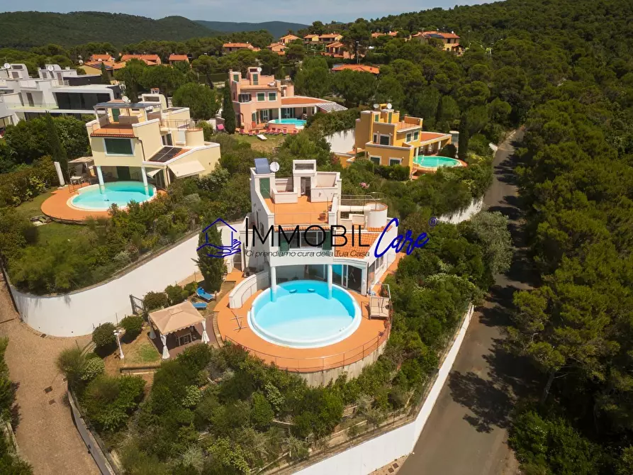 Immagine 1 di Casa indipendente in vendita  a Rosignano Marittimo