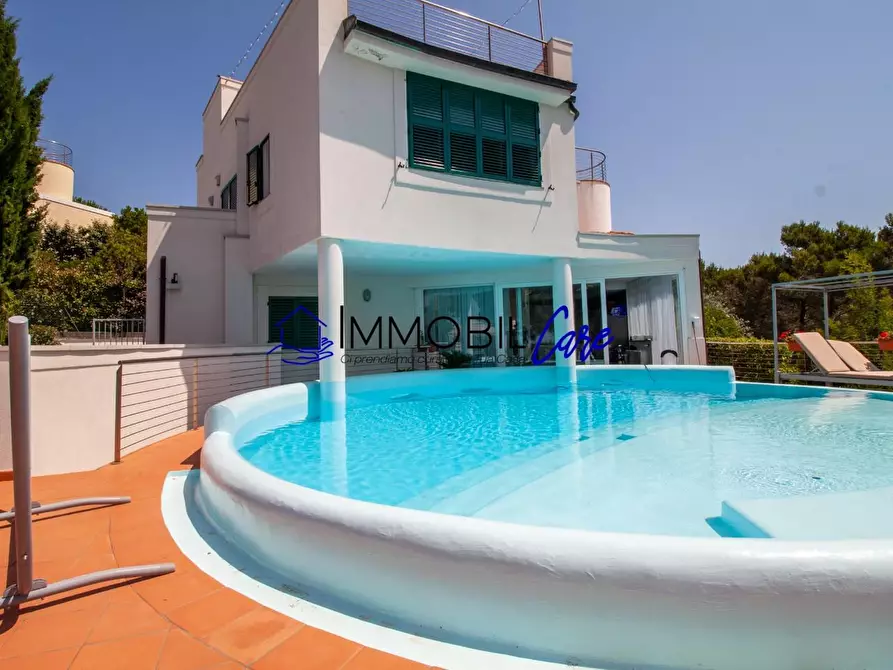 Immagine 6 di Casa indipendente in vendita  a Rosignano Marittimo