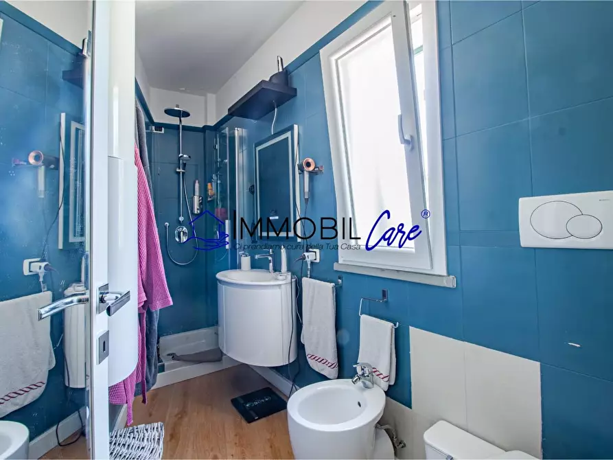 Immagine 33 di Casa indipendente in vendita  a Rosignano Marittimo