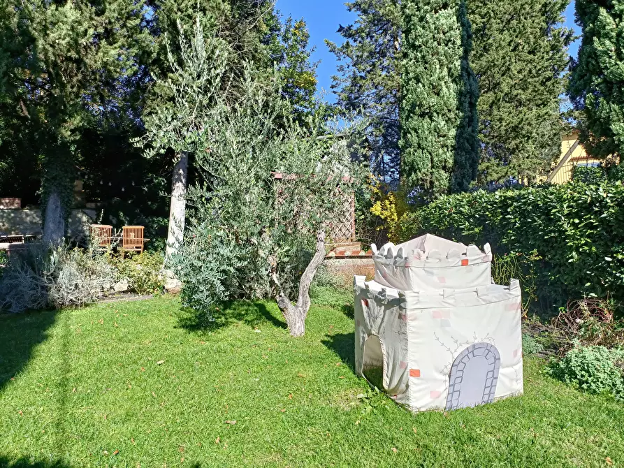 Immagine 46 di Villetta a schiera in vendita  a Montespertoli