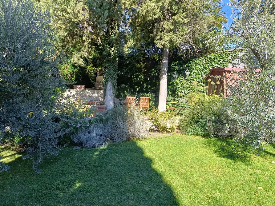 Immagine 9 di Villetta a schiera in vendita  a Montespertoli