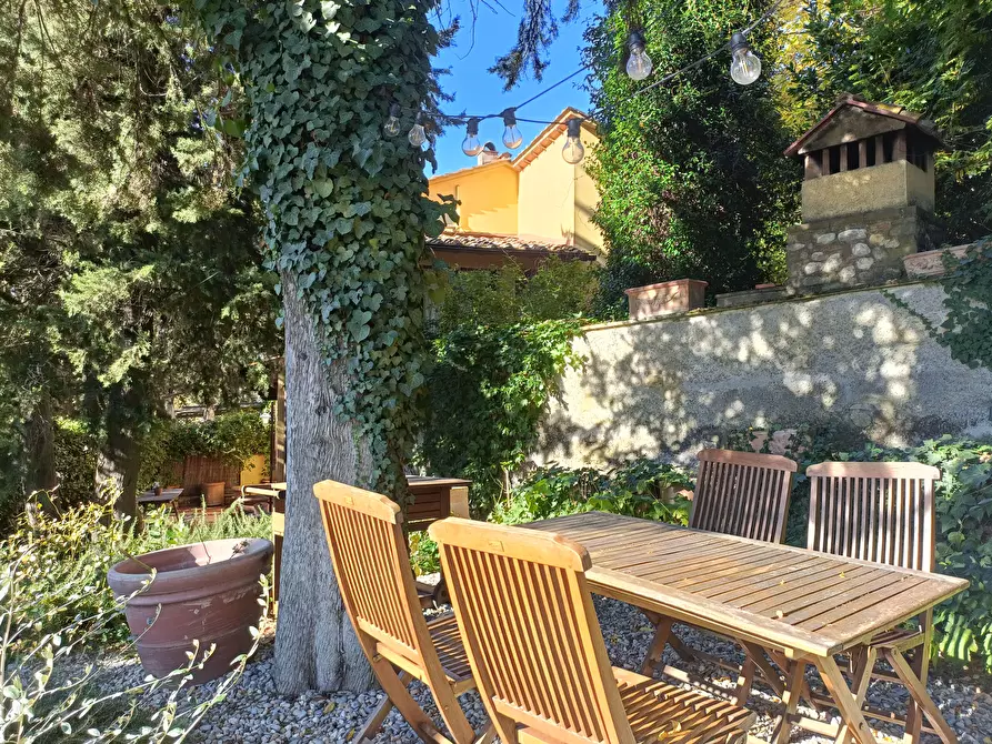 Immagine 39 di Villetta a schiera in vendita  a Montespertoli