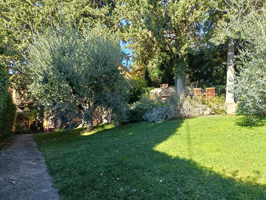 Immagine 45 di Villetta a schiera in vendita  a Montespertoli