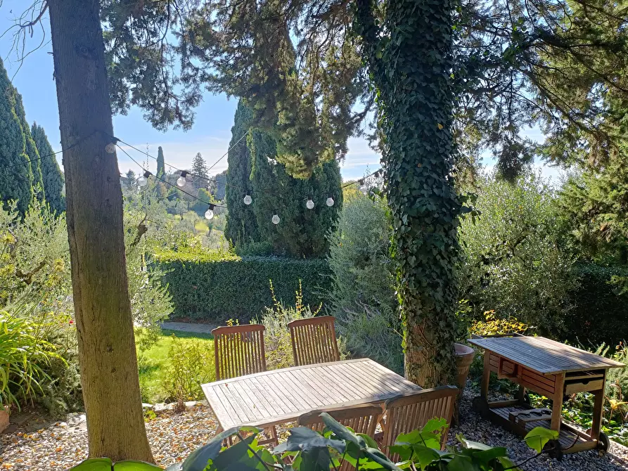 Immagine 33 di Villetta a schiera in vendita  a Montespertoli