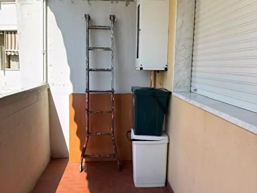 Immagine 6 di Appartamento in vendita  a Carrara