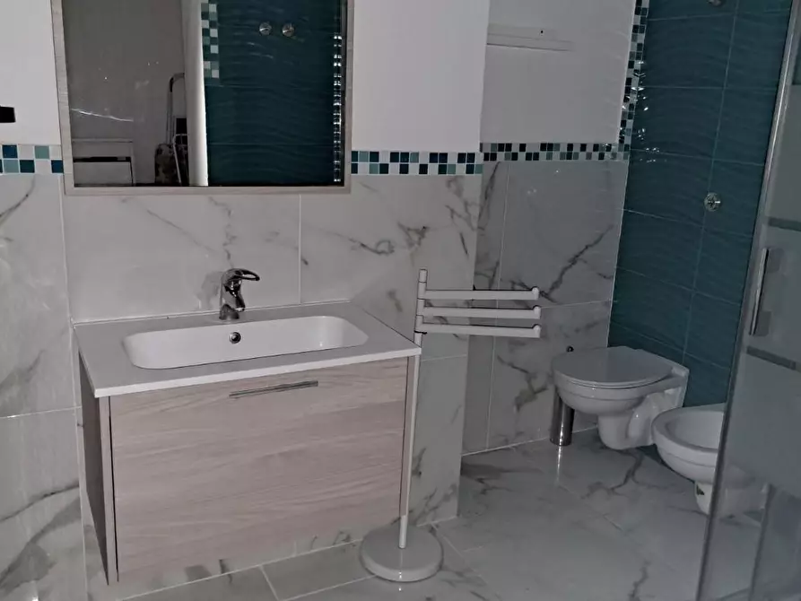 Immagine 16 di Appartamento in vendita  a Rosignano Marittimo