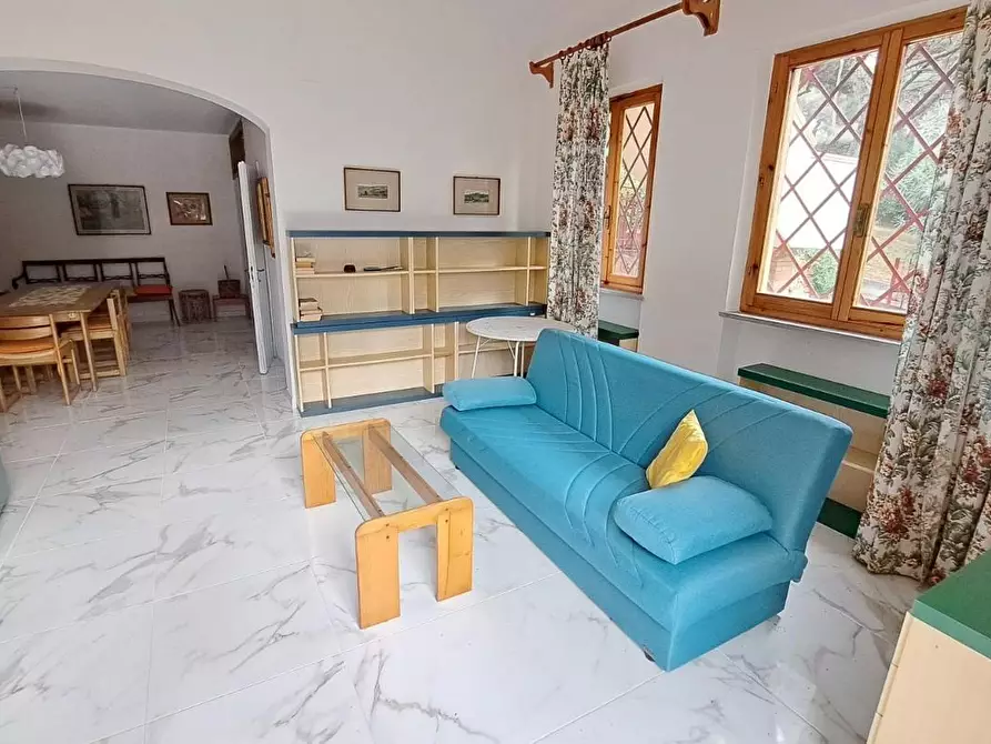 Immagine 5 di Appartamento in vendita  a Rosignano Marittimo