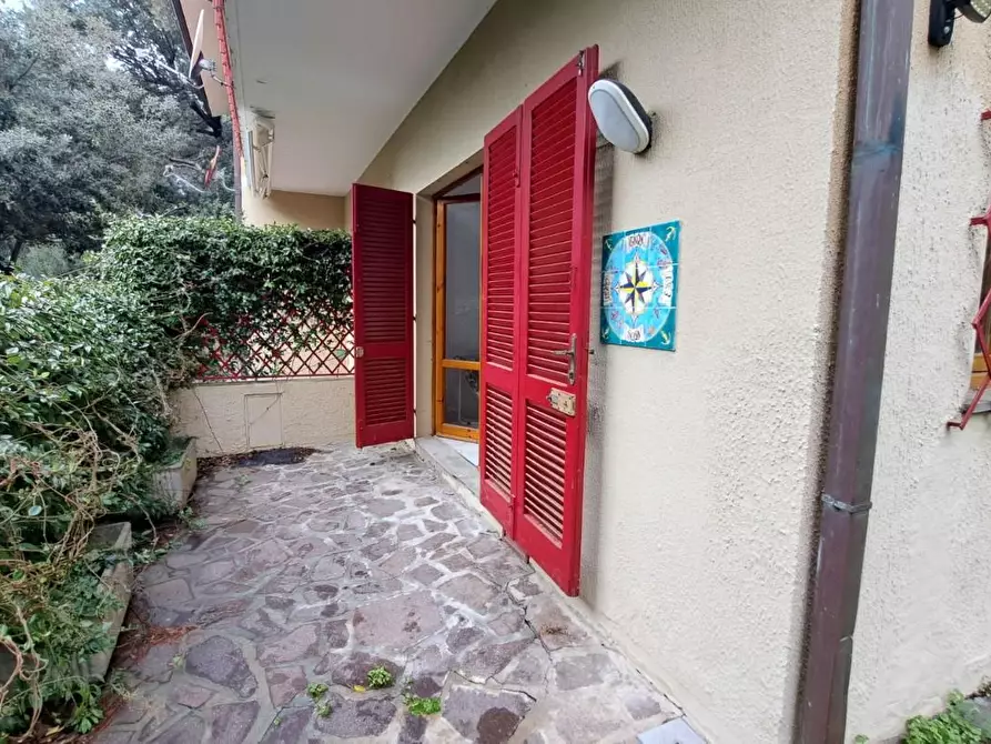 Immagine 4 di Appartamento in vendita  a Rosignano Marittimo