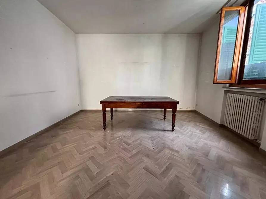 Immagine 5 di Villa in vendita  a Empoli