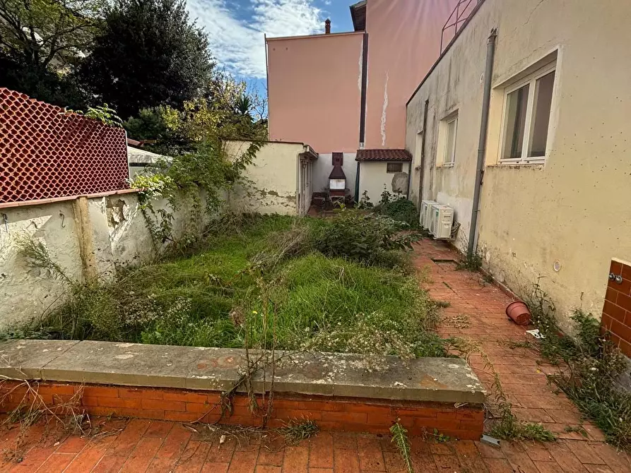 Immagine 7 di Villa in vendita  a Empoli