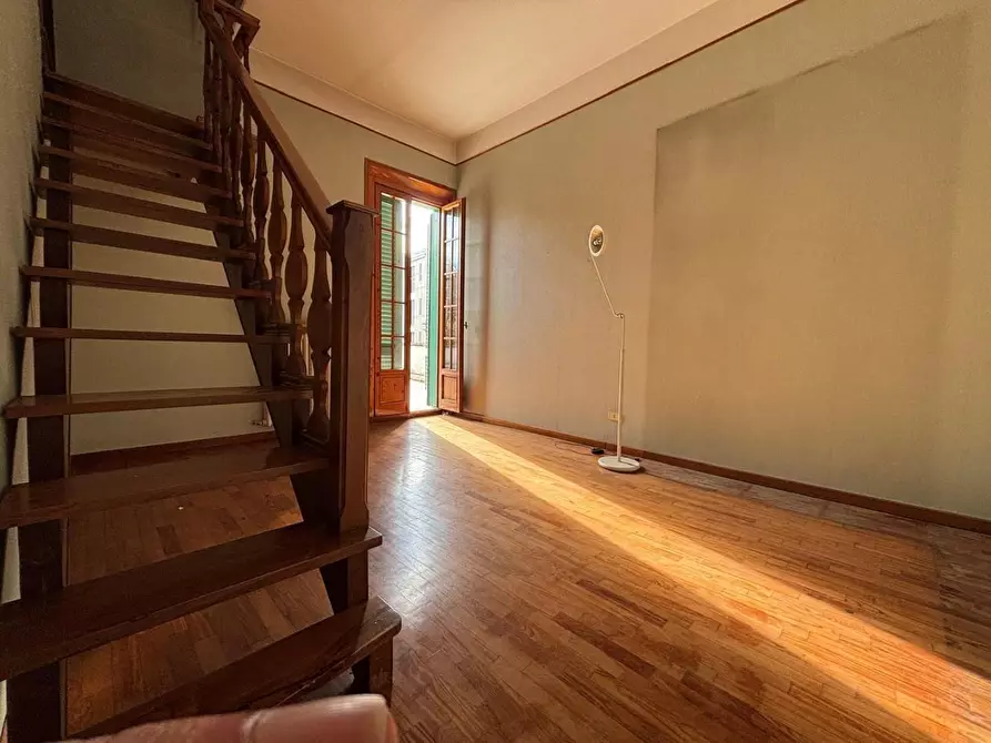 Immagine 18 di Villa in vendita  a Empoli