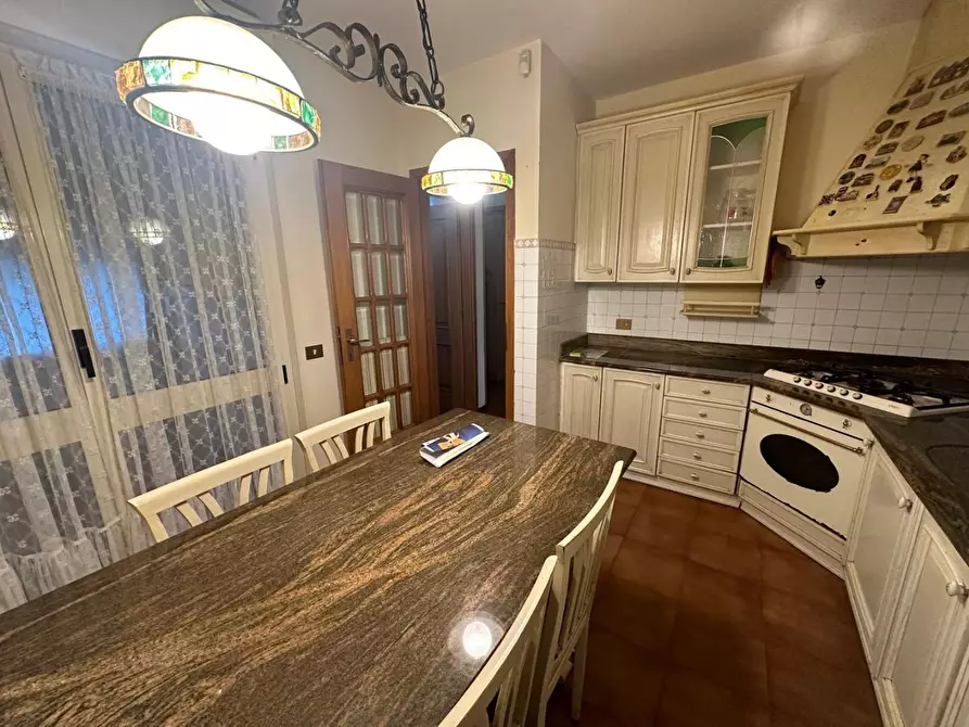 Immagine 30 di Casa semindipendente in vendita  a Ortonovo