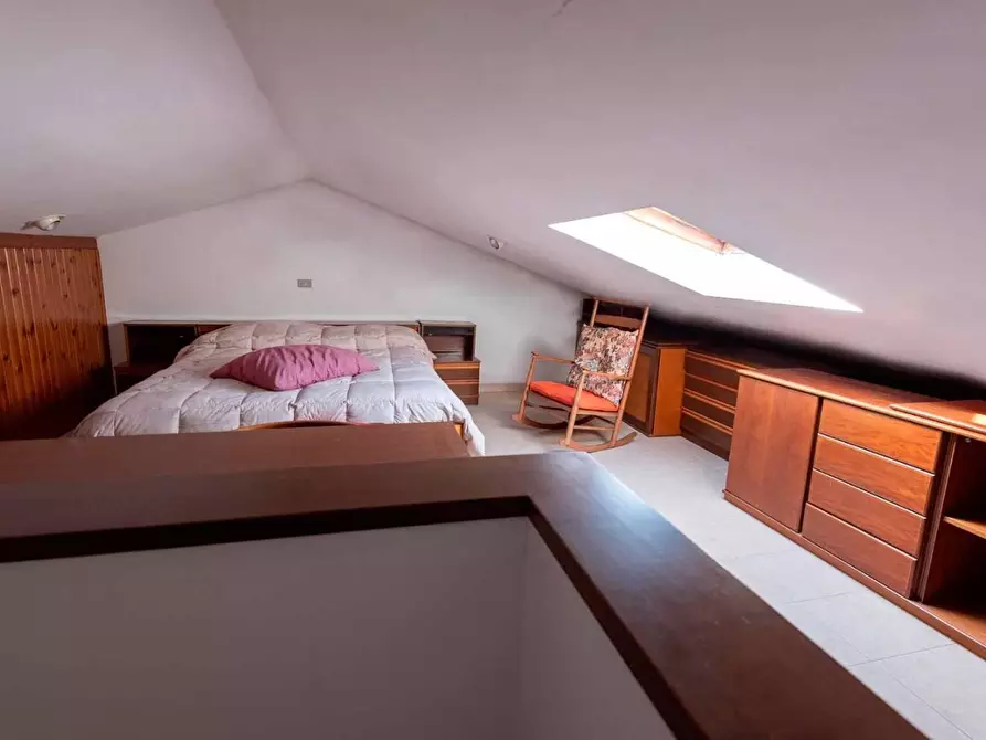 Immagine 26 di Casa semindipendente in vendita  a Ortonovo