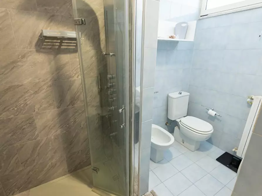 Immagine 24 di Casa semindipendente in vendita  a Ortonovo