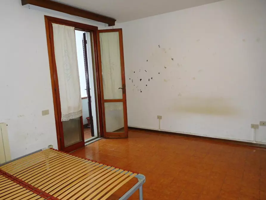 Immagine 13 di Villetta a schiera in vendita  a Pontedera