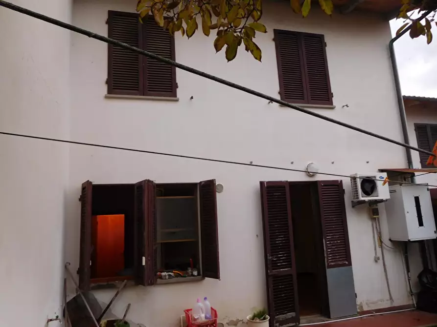 Immagine 17 di Villetta a schiera in vendita  a Pontedera