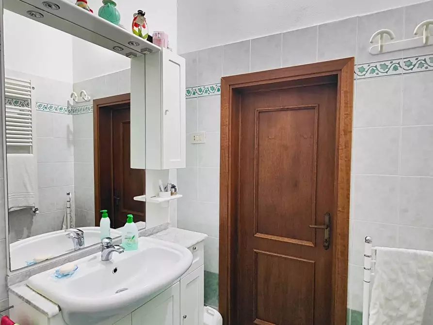 Immagine 15 di Appartamento in vendita  a Calci