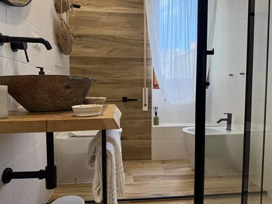 Immagine 9 di Appartamento in vendita  a Follonica