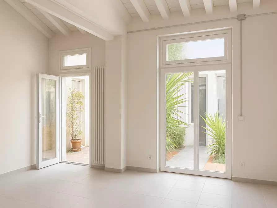 Immagine 14 di Terratetto in vendita  a Cascina