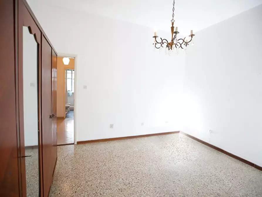 Immagine 23 di Appartamento in vendita  a Collesalvetti