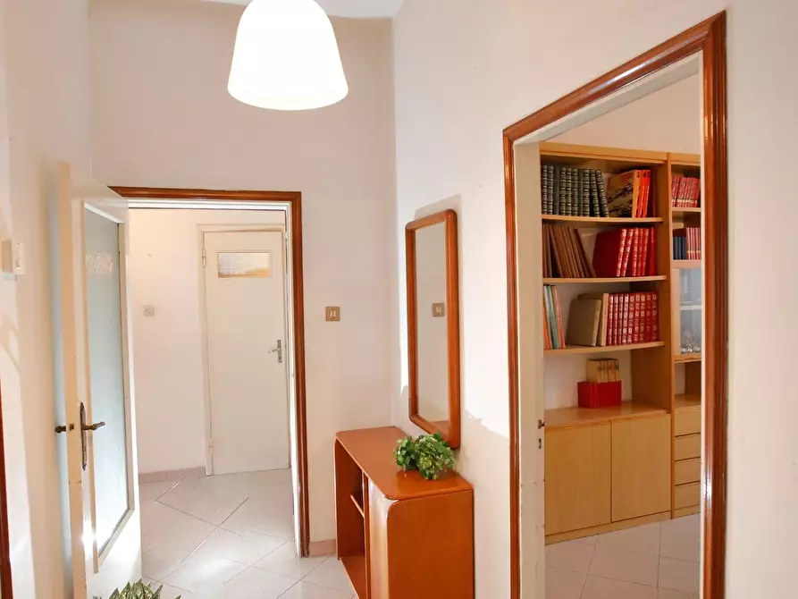 Immagine 14 di Appartamento in vendita  a Collesalvetti