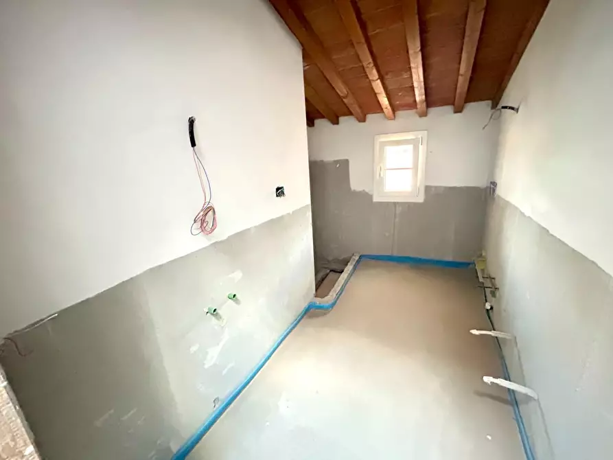 Immagine 9 di Casa bifamiliare in vendita  a Ponsacco