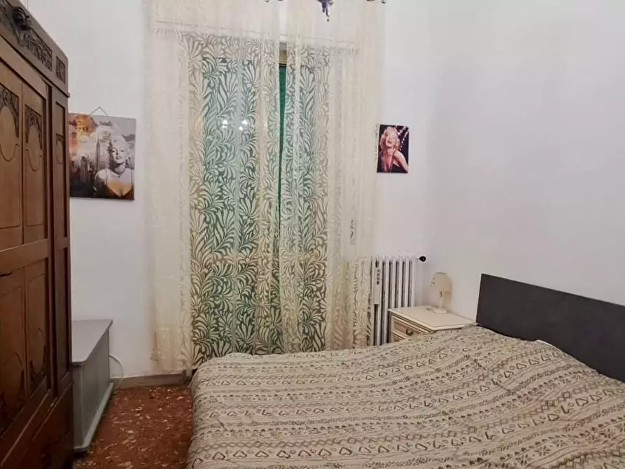 Immagine 8 di Appartamento in vendita  a Viareggio