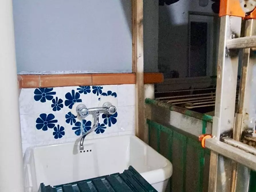 Immagine 14 di Appartamento in vendita  a Viareggio