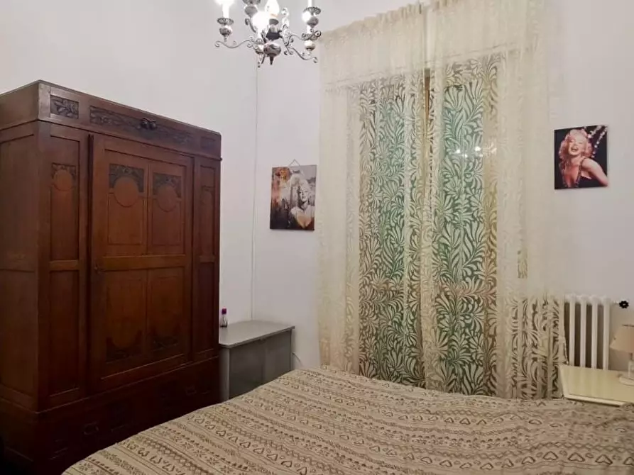 Immagine 7 di Appartamento in vendita  a Viareggio