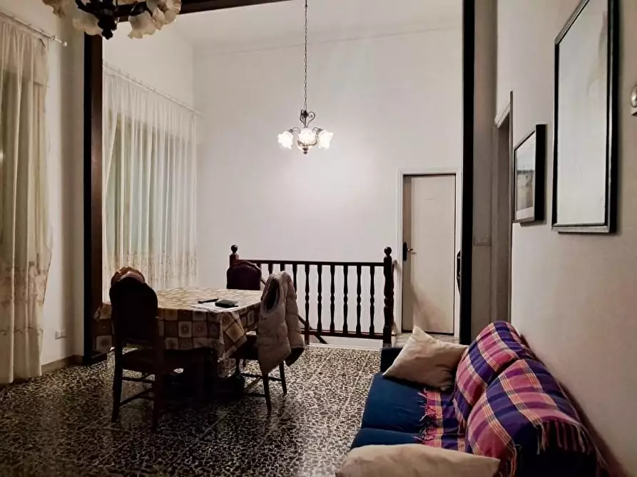 Immagine 23 di Appartamento in vendita  a Viareggio