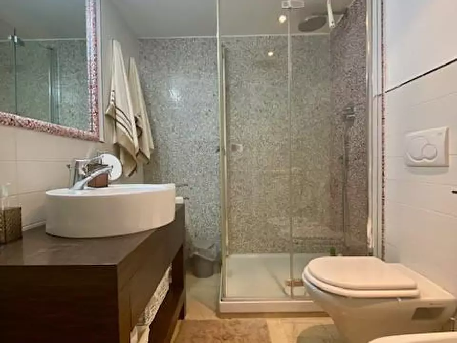 Immagine 13 di Appartamento in affitto  a Pisa